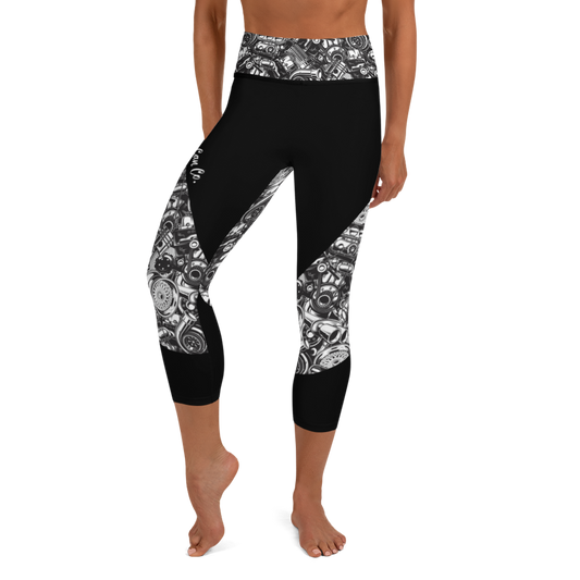 GEEK YOGA CAPRI LEGGINGS